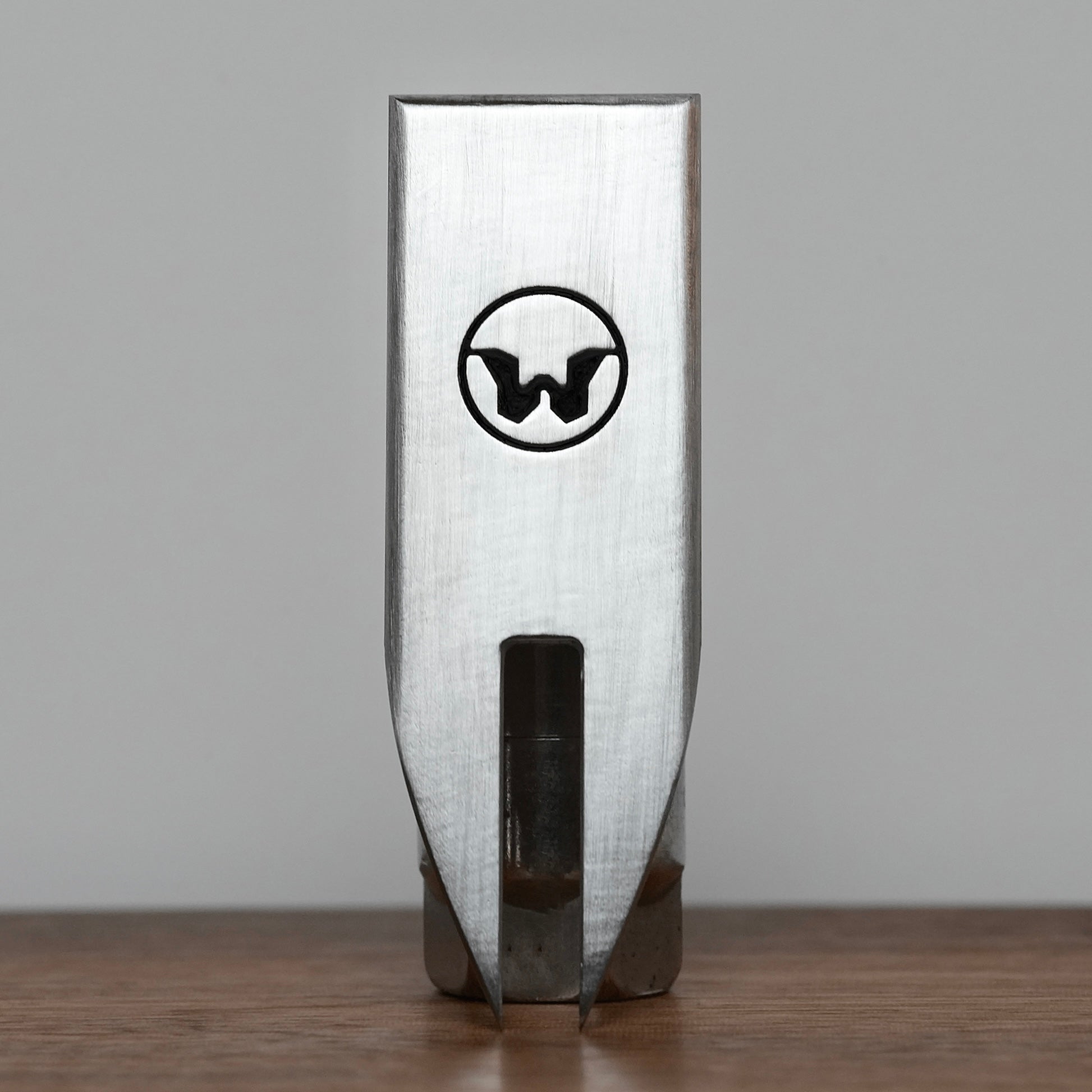 TM-22 CARBON DIVOT TOOL